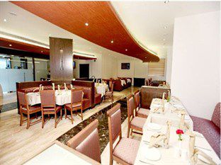 Vinstar Serviced Apartments 辛加瓦迪 外观 照片
