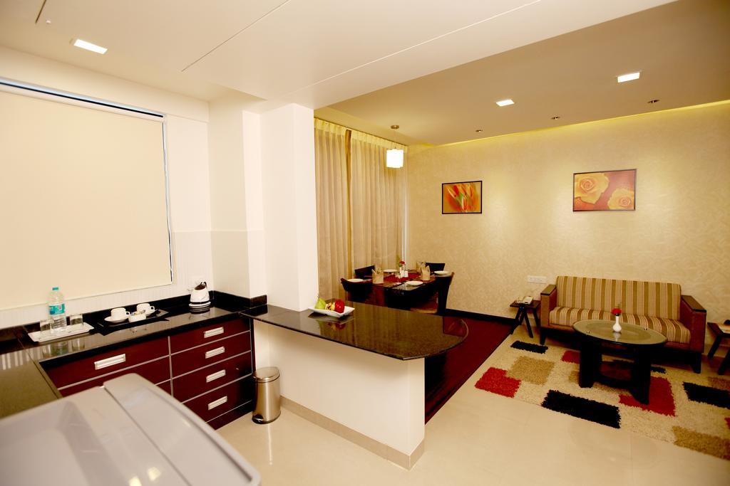 Vinstar Serviced Apartments 辛加瓦迪 客房 照片