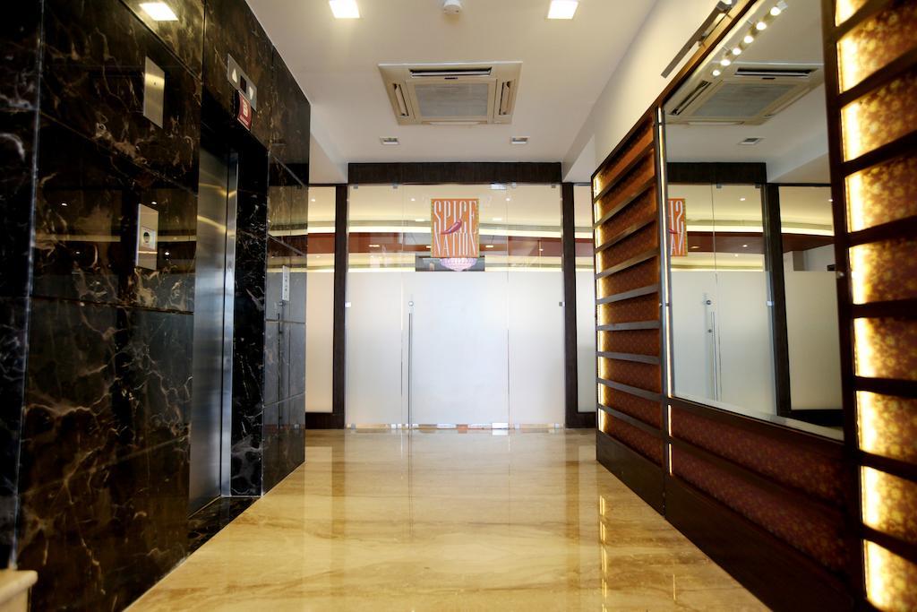 Vinstar Serviced Apartments 辛加瓦迪 外观 照片