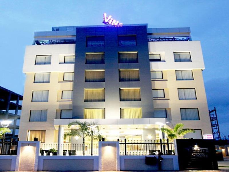 Vinstar Serviced Apartments 辛加瓦迪 外观 照片